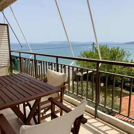 Thanos' Seaside Apartment Oropos Exteriér fotografie
