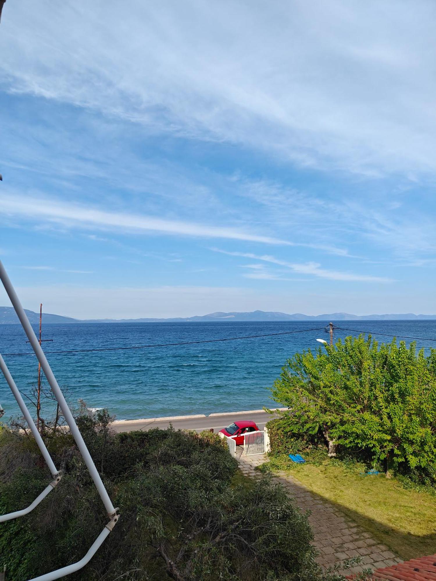 Thanos' Seaside Apartment *
